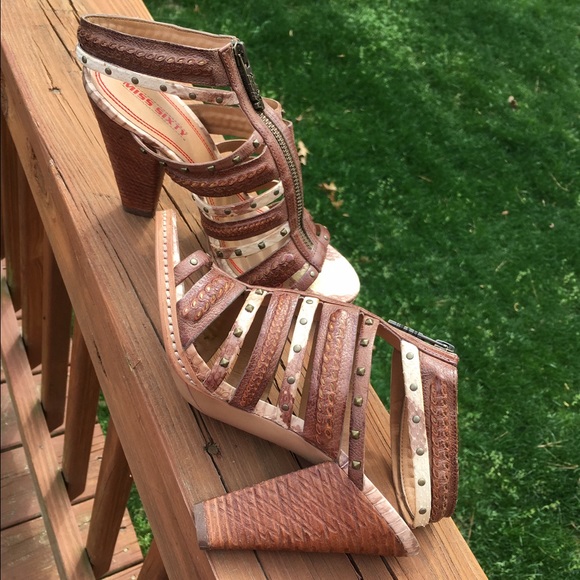 Miss Sixty Super Sexy Sandals Size 6 1/2 - Picture 3 of 8